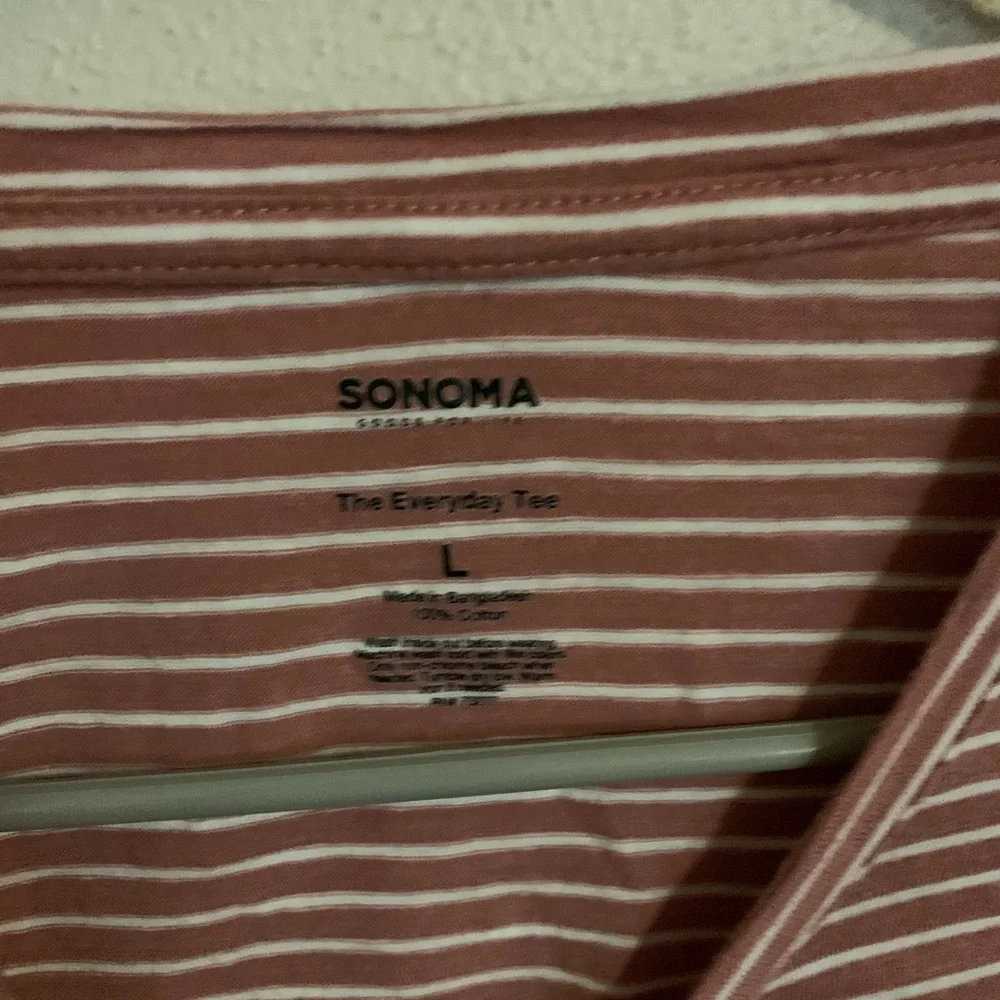 Pink T-Shirt - Picture 2 of 2